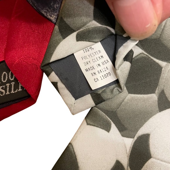 Spence Lowe Italian Silk Soccer Necktie Set & Ralph Marlin Polyester Tie Novelty - Picture 7 of 7